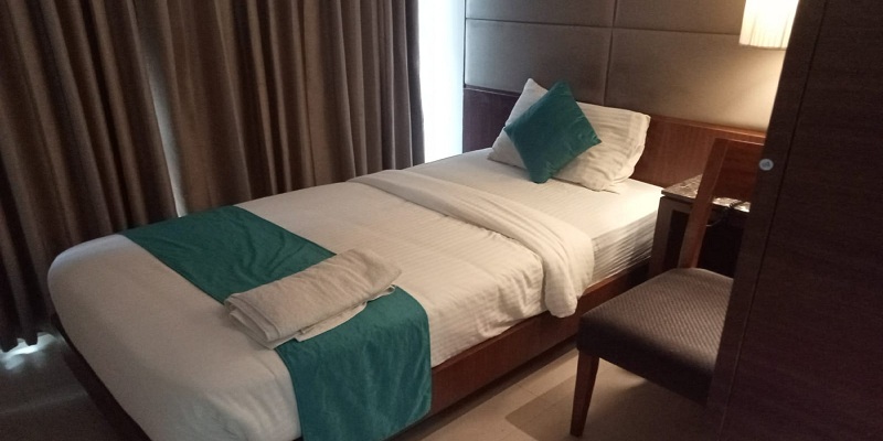 Standard Single Room 